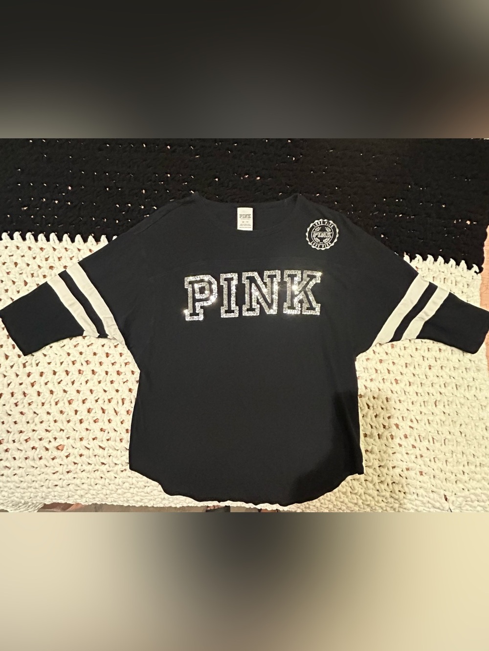 PINK Victoria's Secret Y2K Vtg Black quarter Sleeve Tee with Silver Sparkle Logo